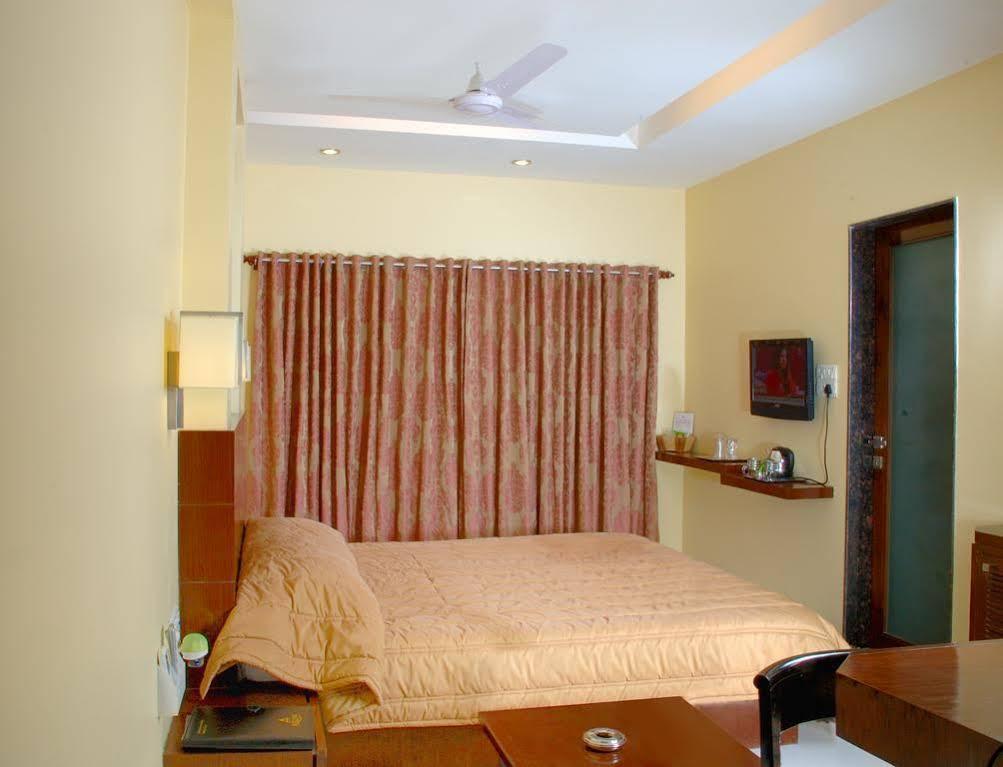 Hotel Airlink Mumbai Exterior photo